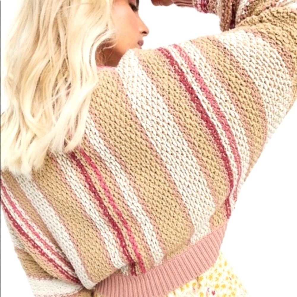 Free People Show Me Love  Sweater - Picture 4 of 14